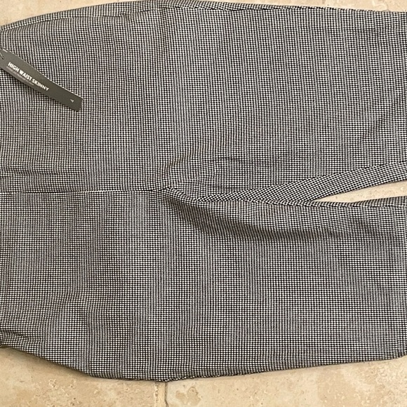 LOFT Gray Houndstooth Skinny Tailored High Waisted Fitted Leg - Picture 8 of 15